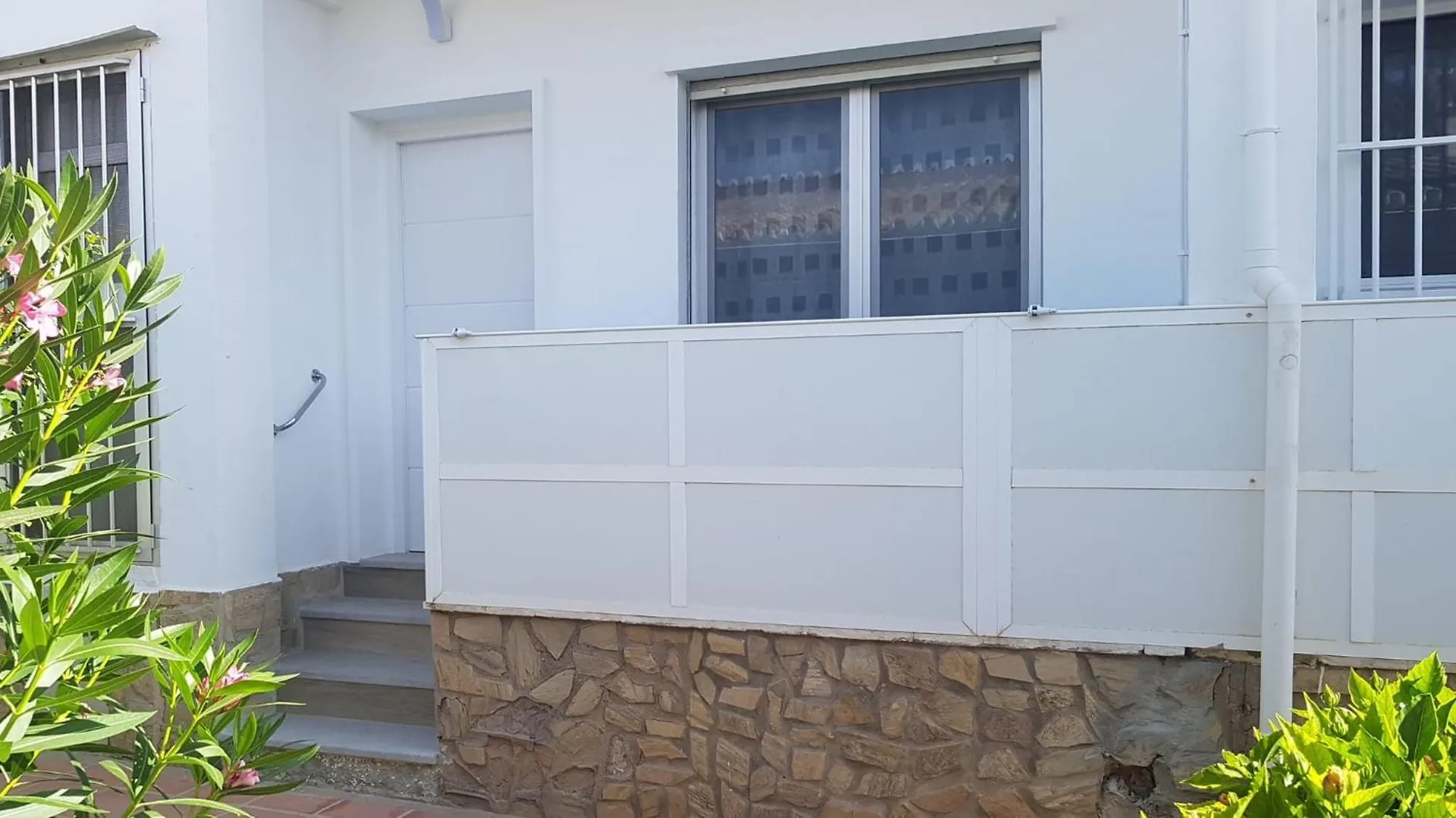 Calm Bungalow Torrox 0*,